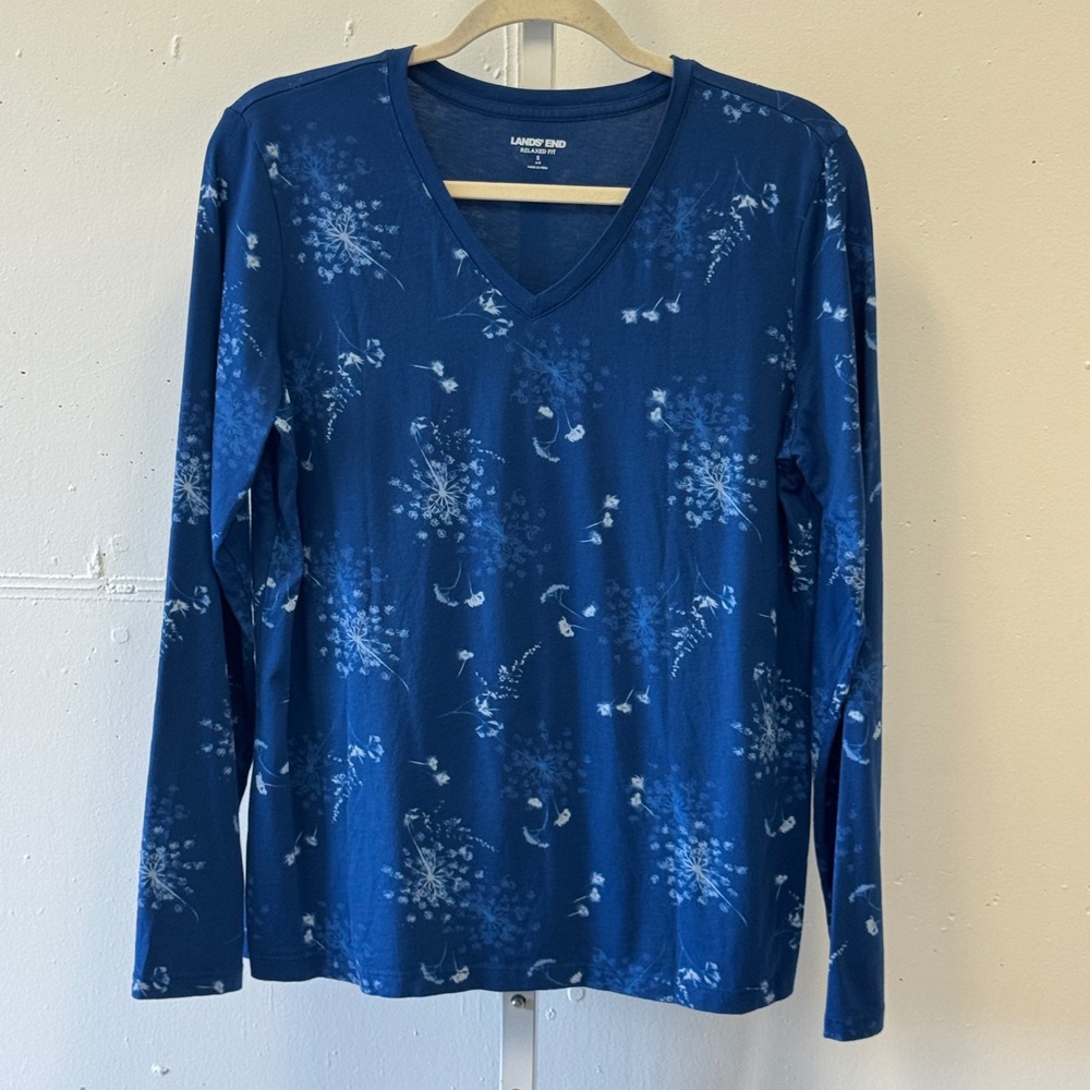 Lands End Women Blue Floral Supima Cotton Long Sleeve V-Neck Top Relaxed Fit Sm